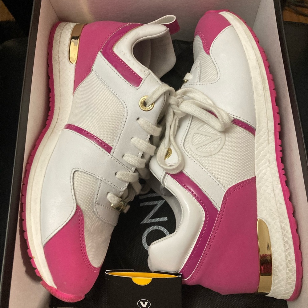 Valentino Sneakers